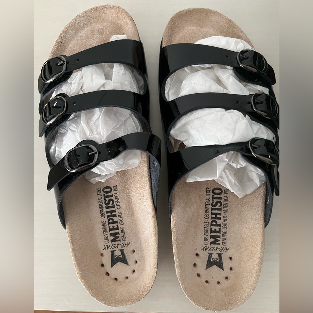 Mephisto Nolene size 8 sandals